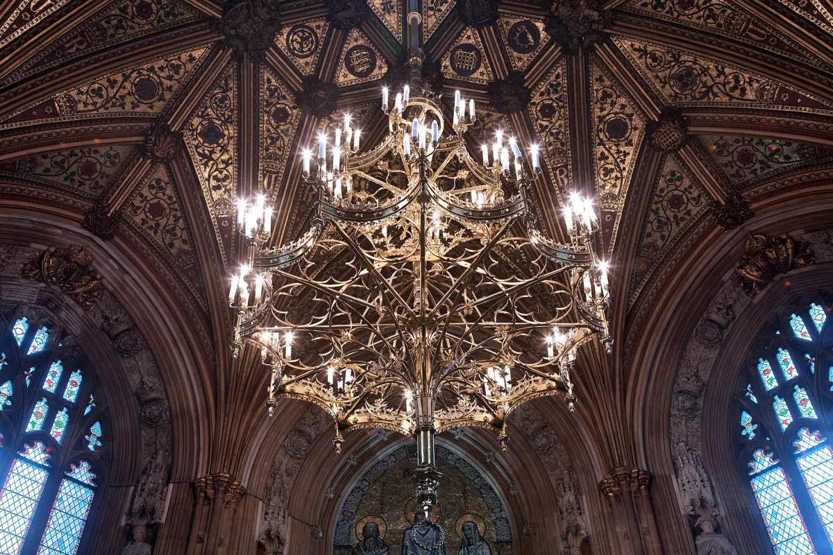 The vaulted ceiling of the Central Lobby